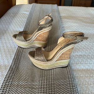 Jessica Simpson wedges